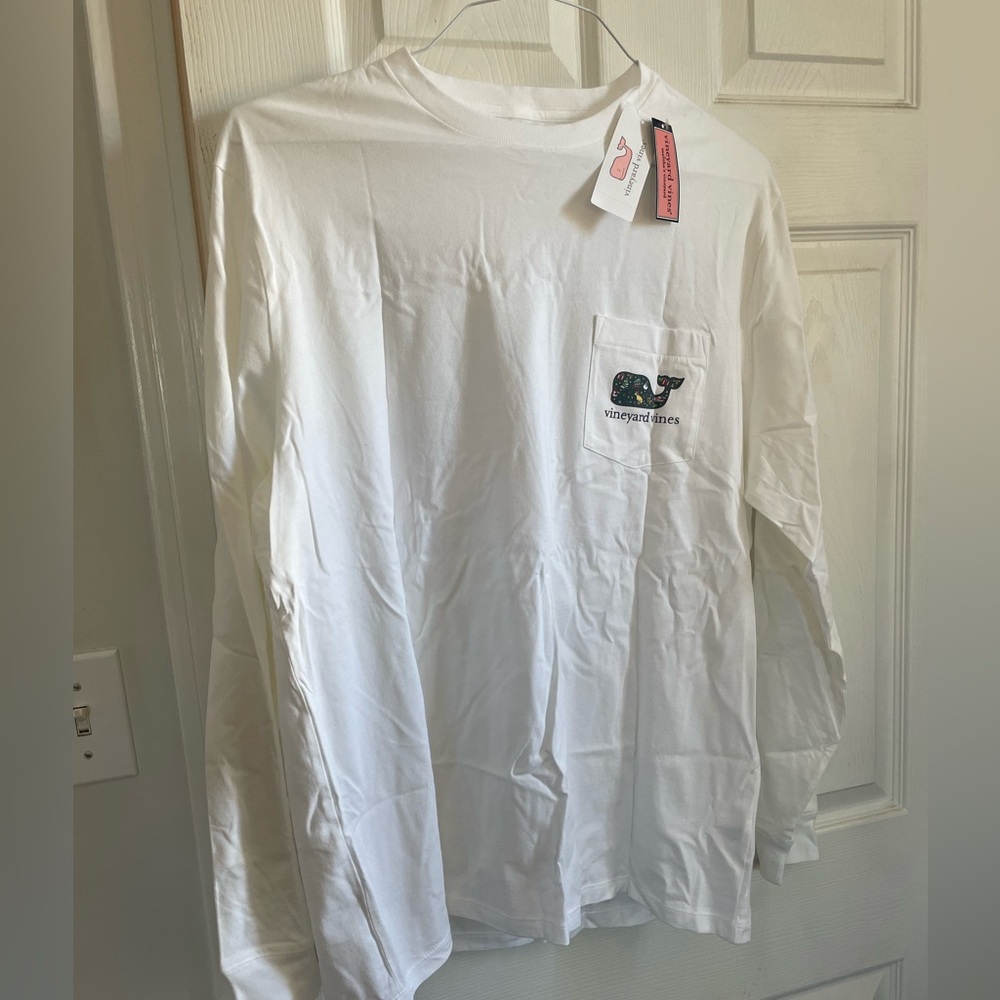 Men’s Christmas vineyard vines long sleeve
